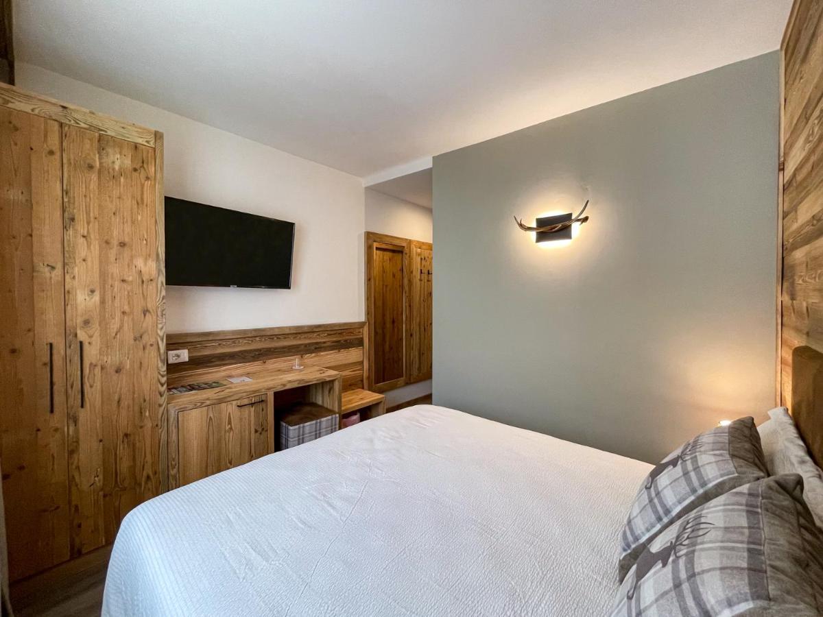 Hotel Da Franco E Adriana Pieve Di Ledro Exteriör bild