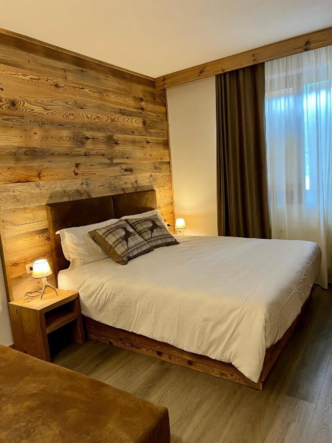 Hotel Da Franco E Adriana Pieve Di Ledro Exteriör bild