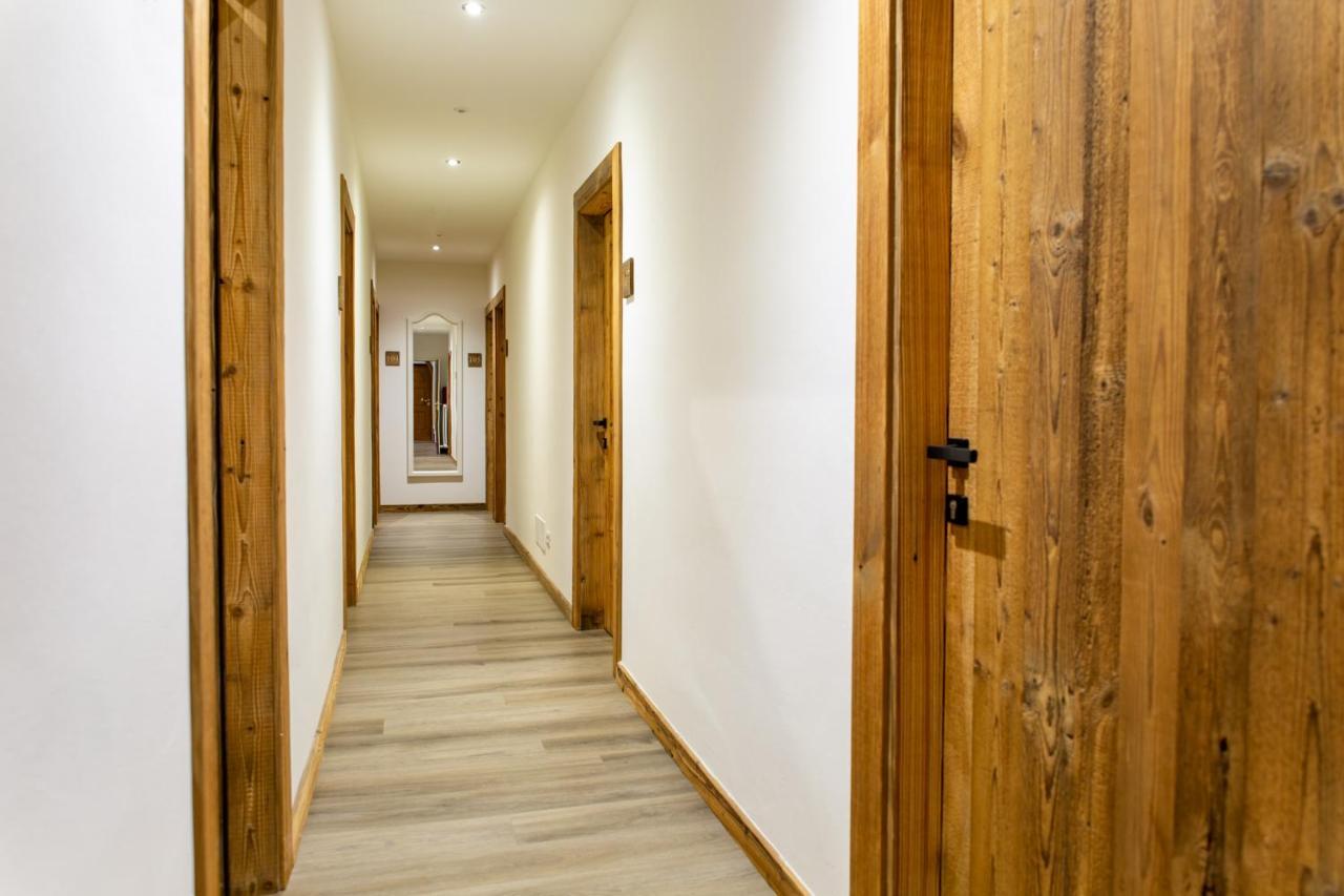 Hotel Da Franco E Adriana Pieve Di Ledro Exteriör bild